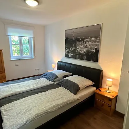 In Oberschondorf Mit Terasse Apartmán